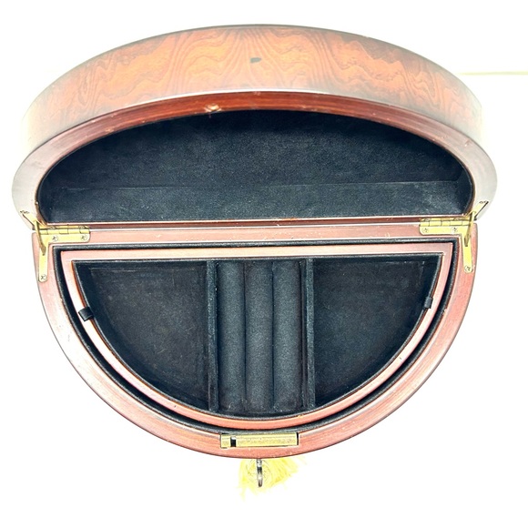 Vintage Bombay CompanyJewelry Box Half Circle Wooden Brown With Tray Key - Picture 13 of 16